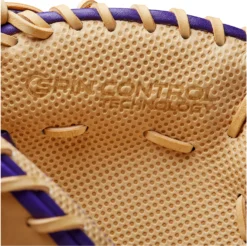 Wilson 34'' Aubree Munro A2000 SuperSkin Series Fastpitch Catcher's Mitt 2023 -SoftBall Gear Sales WBW10101834 NOCOLOR DET